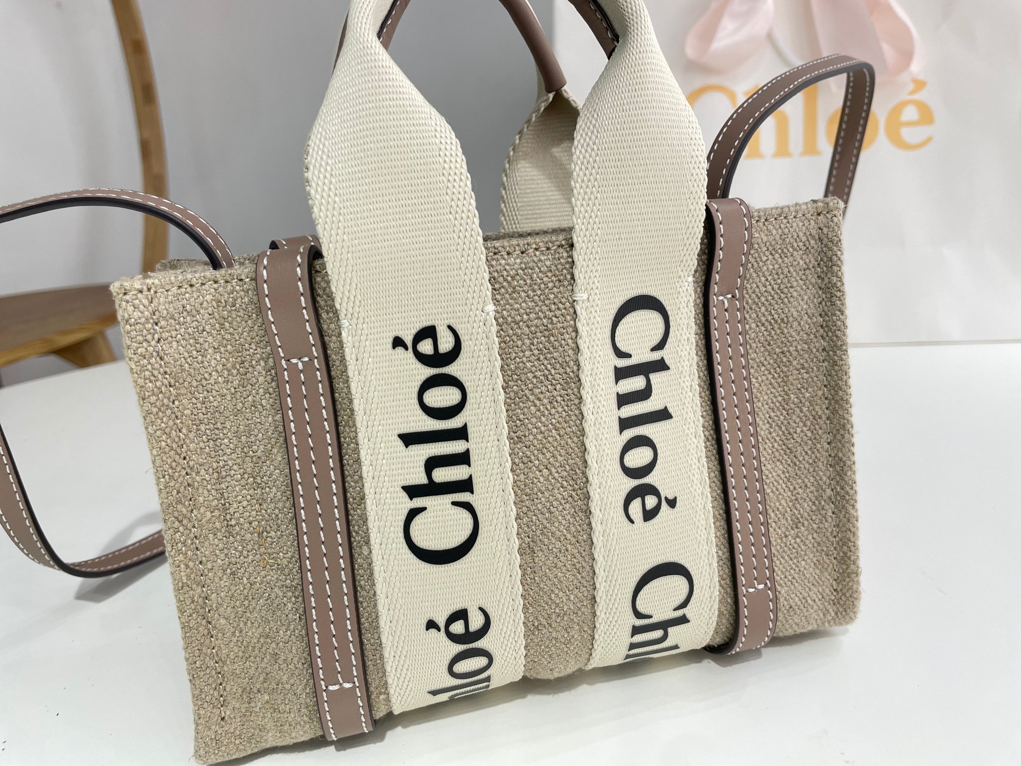 Chloe Mini Woody Tote Bag In Linen